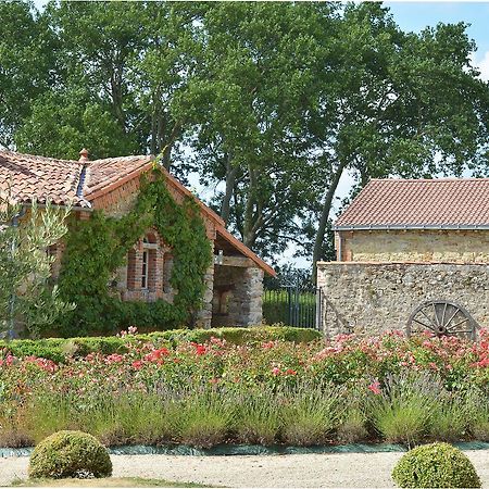 B&B Domaine De La Corbe Bournezeau Εξωτερικό φωτογραφία