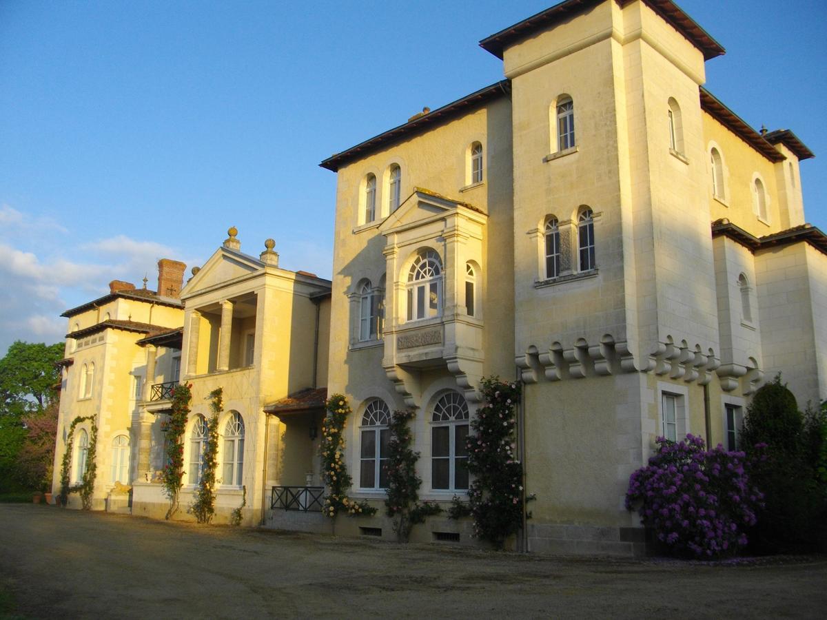 B&B Domaine De La Corbe Bournezeau Εξωτερικό φωτογραφία